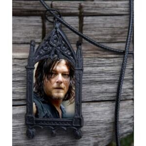 Daryl Dixon Pendant The Walking Dead Necklace Zombie Apocalypse TV Show Hottie